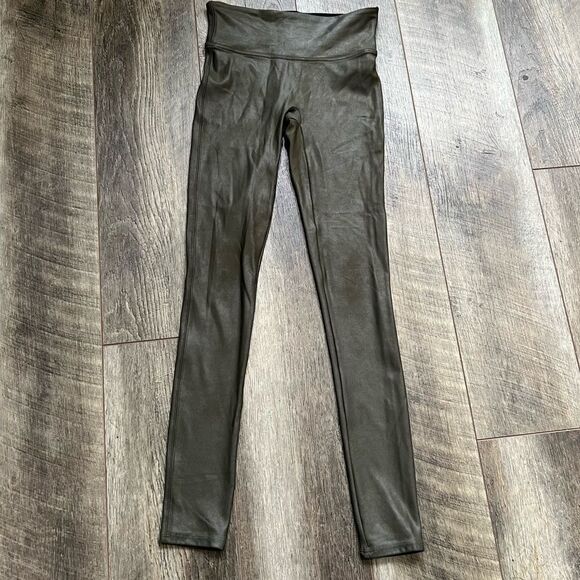 Spanx Olive Green Faux Leather Leggings Size Extra Small - Picture 6 of 14